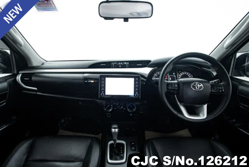 Toyota Hilux in Gray for Sale Image 6