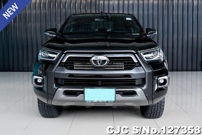 Toyota Hilux in Black for Sale Image 2