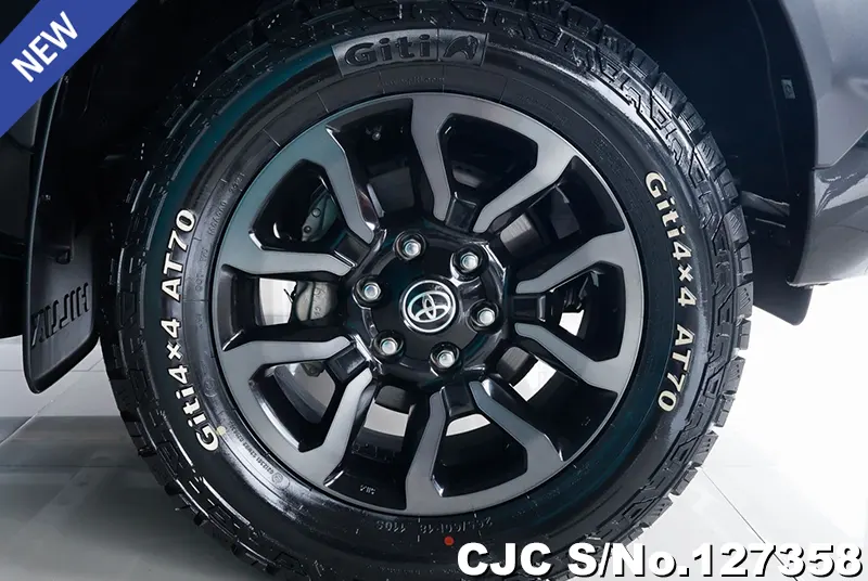 Toyota Hilux in Black for Sale Image 11