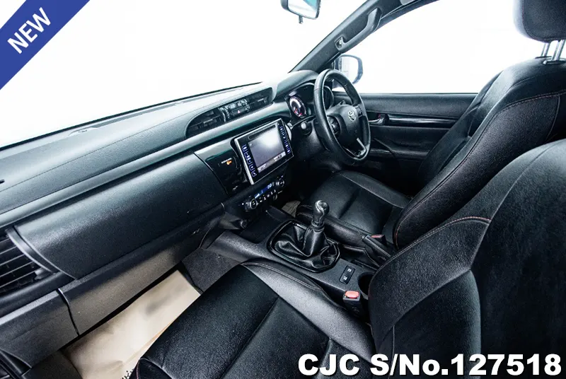 Toyota Hilux in Black for Sale Image 9