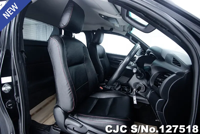 Toyota Hilux in Black for Sale Image 10