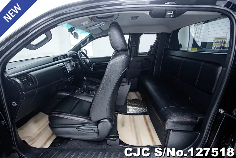 Toyota Hilux in Black for Sale Image 13