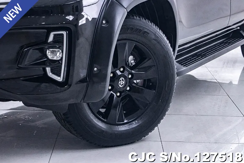 Toyota Hilux in Black for Sale Image 18