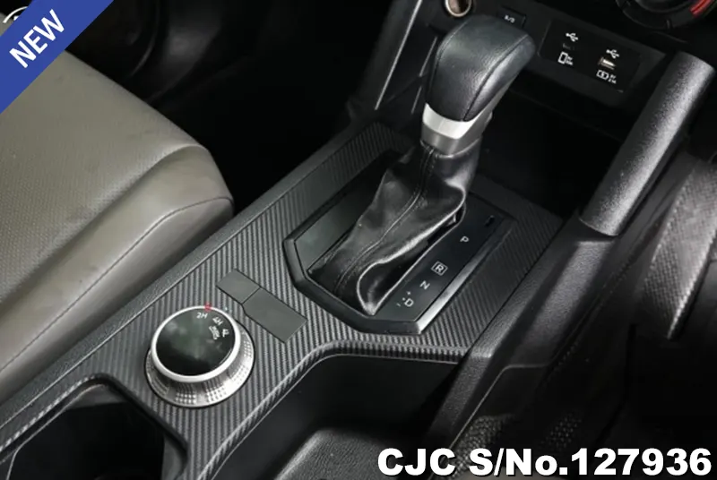 Mitsubishi Triton in Gray for Sale Image 6