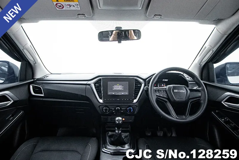 Isuzu D-Max in White for Sale Image 5