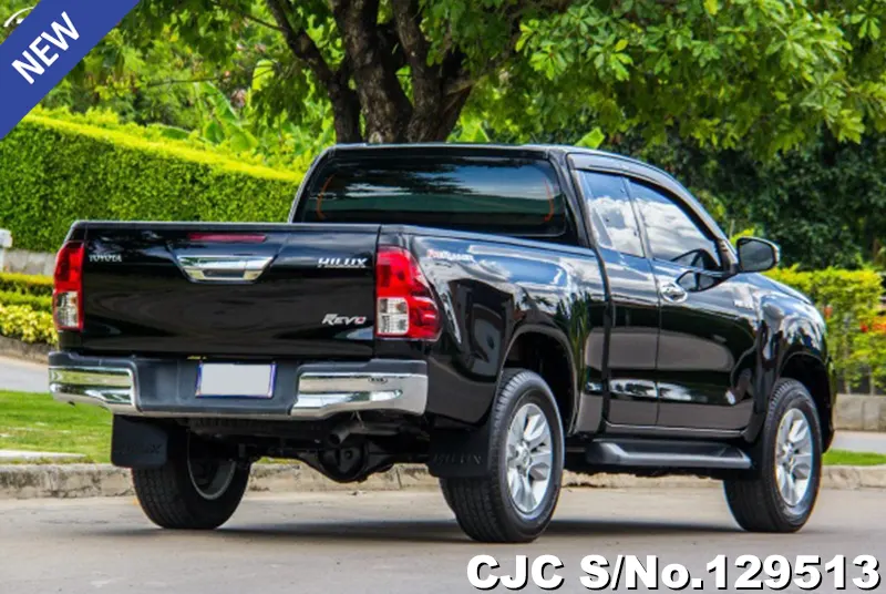 Toyota Hilux in Black for Sale Image 2