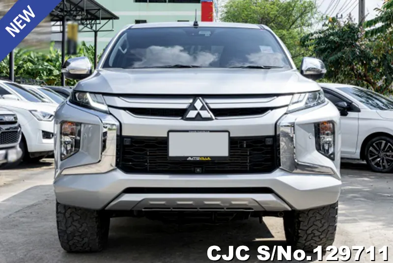 Mitsubishi Triton in Silver for Sale Image 3