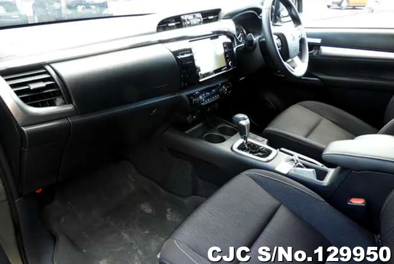 Toyota Hilux in Oxide Bronze Metallic for Sale Image 4