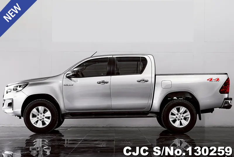Toyota Hilux in Silver for Sale Image 7