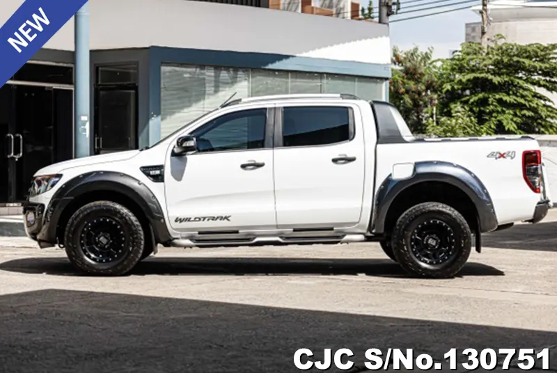 Ford Ranger in White for Sale Image 5