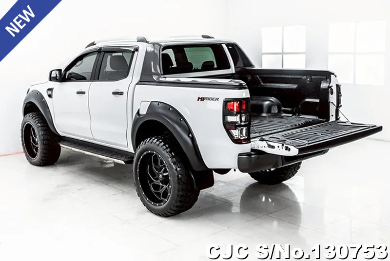 Ford Ranger in White for Sale Image 4