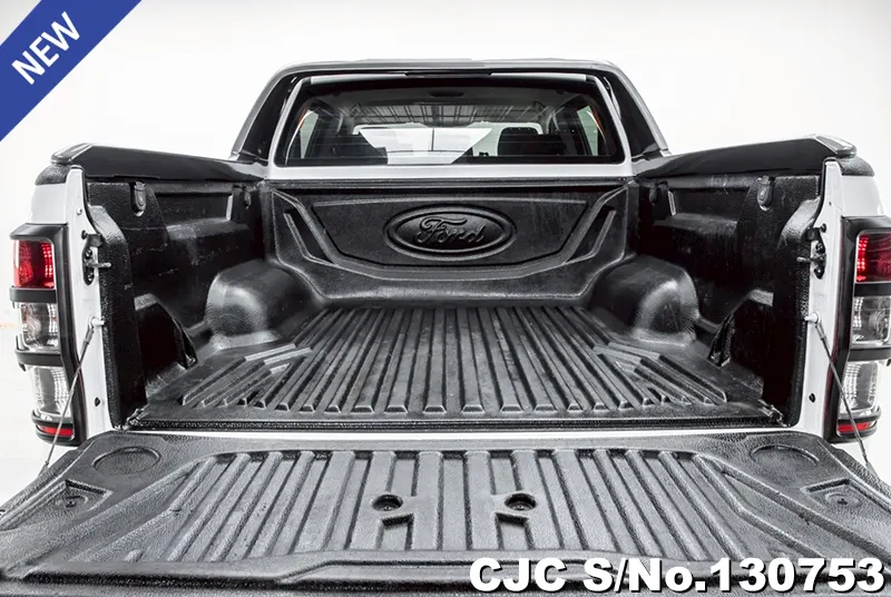 Ford Ranger in White for Sale Image 5