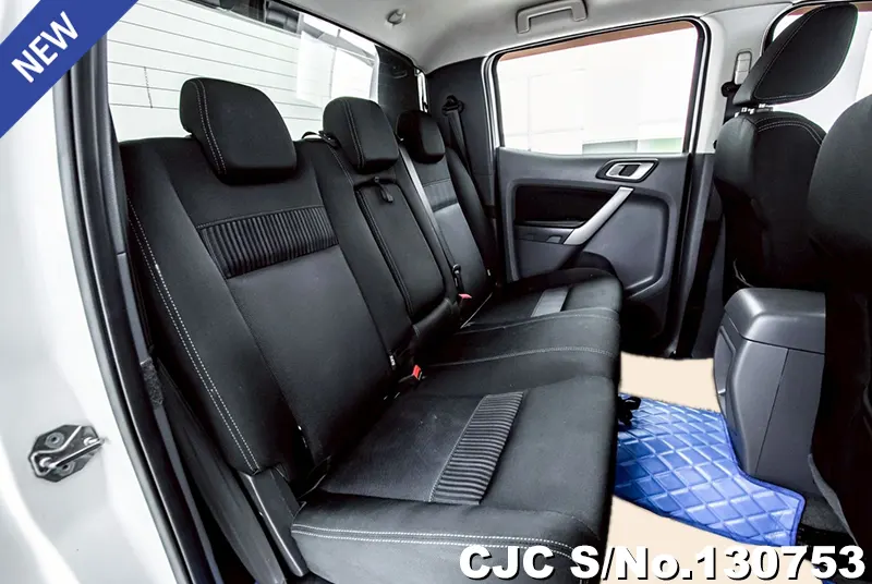 Ford Ranger in White for Sale Image 9