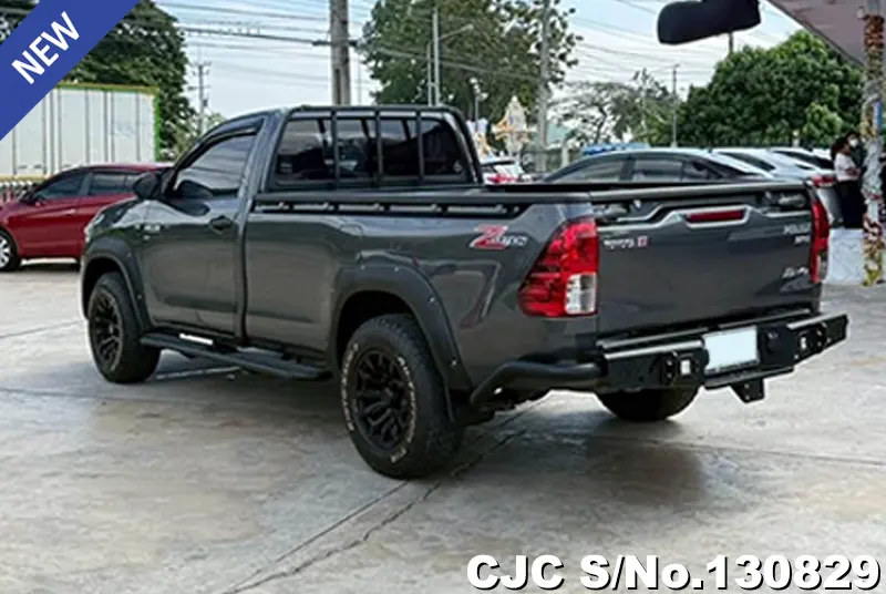 Toyota Hilux in Gray for Sale Image 1