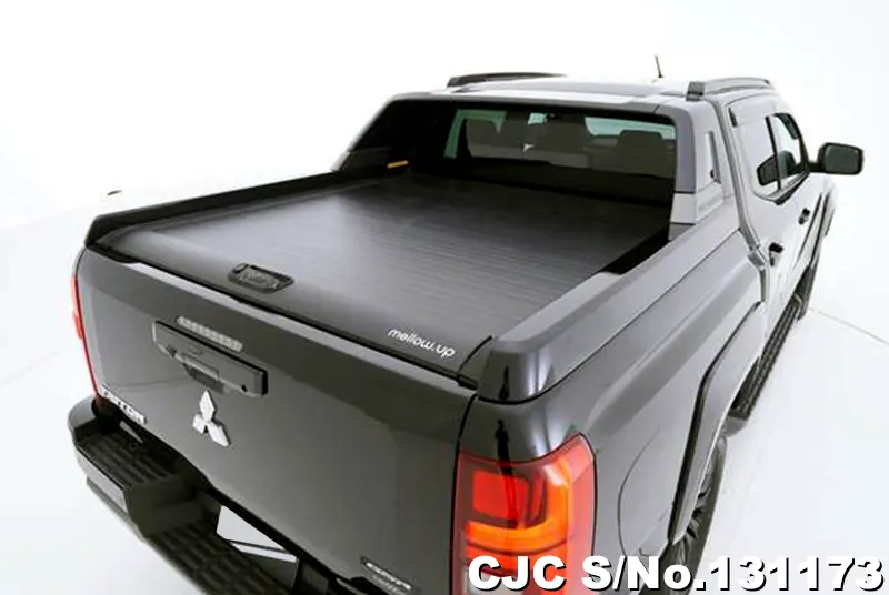 Mitsubishi Triton in Black for Sale Image 3