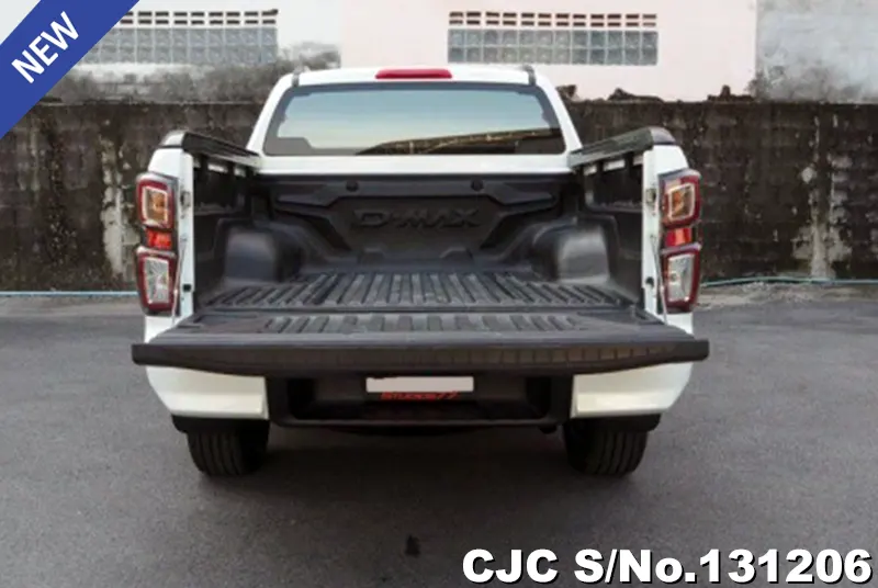 Isuzu D-Max in White for Sale Image 5