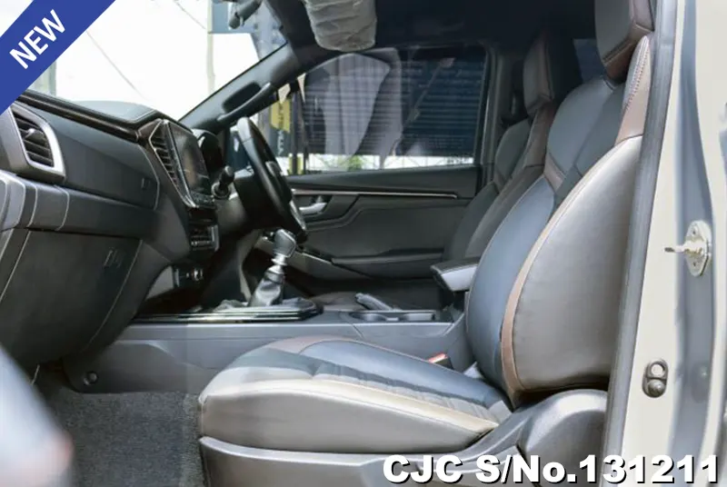 Isuzu D-Max in Silver for Sale Image 10