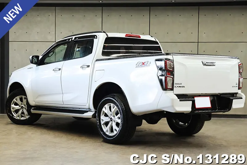Isuzu D-Max in White for Sale Image 1