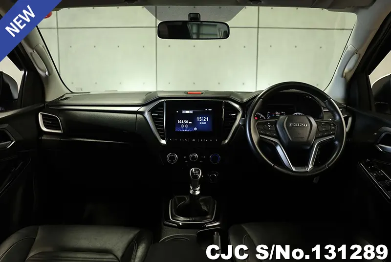 Isuzu D-Max in White for Sale Image 5