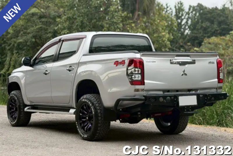 Mitsubishi Triton in Gray for Sale Image 1