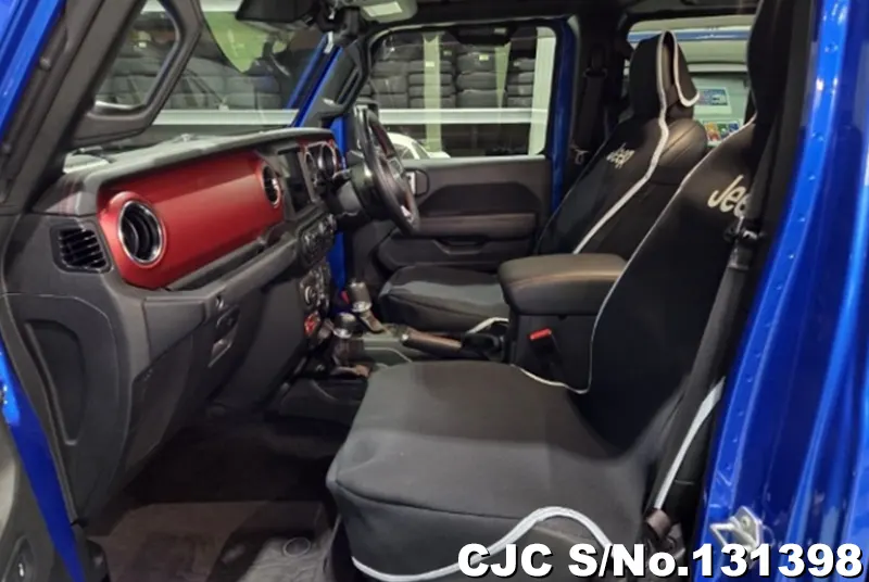 Jeep Gladiator in Blue for Sale Image 9
