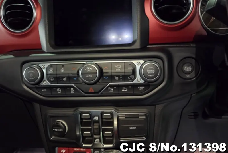 Jeep Gladiator in Blue for Sale Image 12