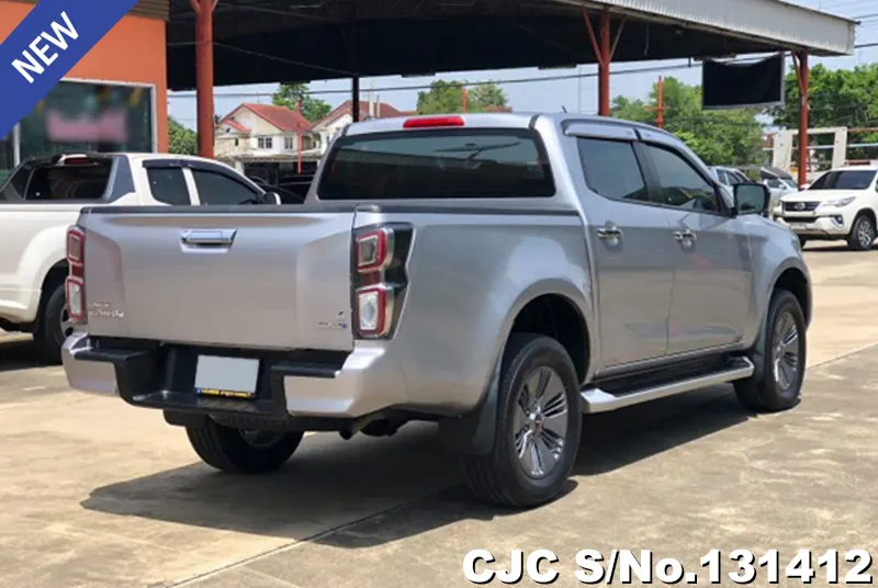 Isuzu D-Max in Silver for Sale Image 2
