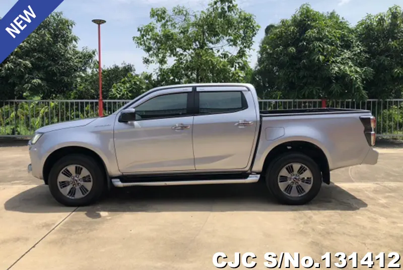 Isuzu D-Max in Silver for Sale Image 7