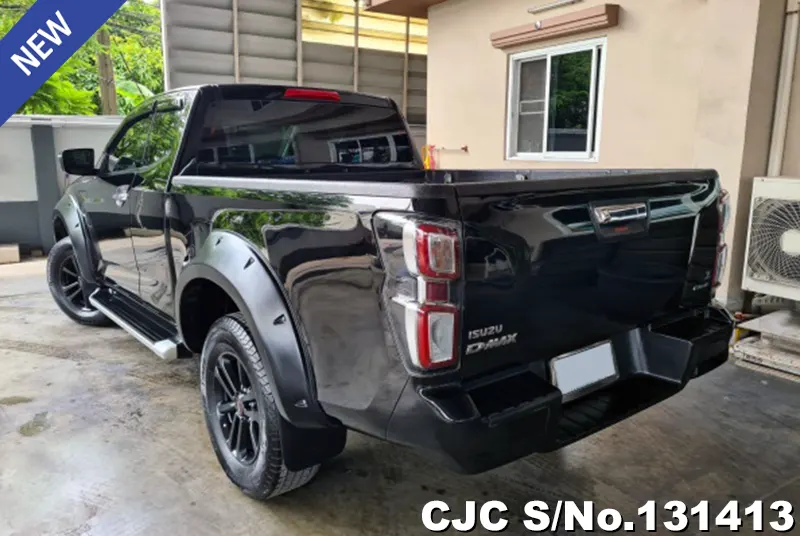 Isuzu D-Max in Black for Sale Image 1