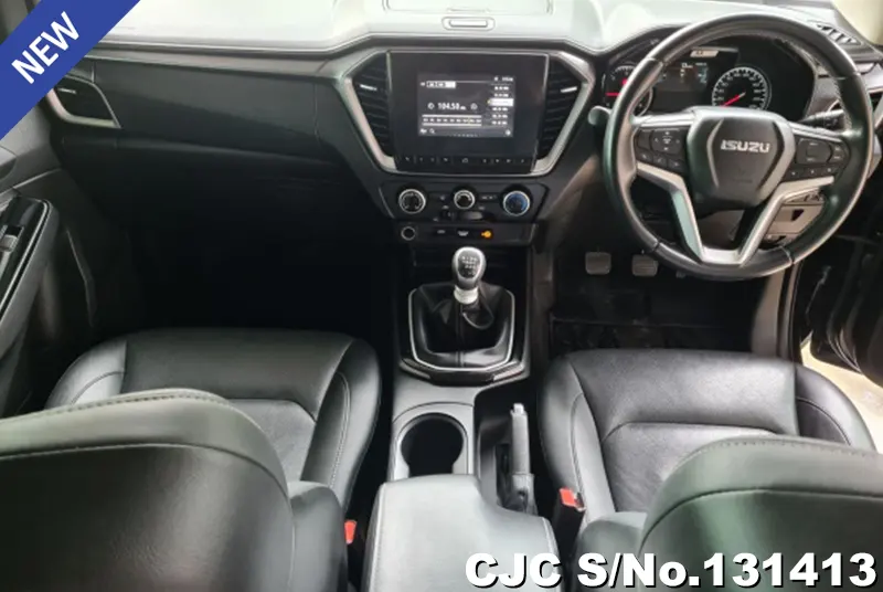Isuzu D-Max in Black for Sale Image 8