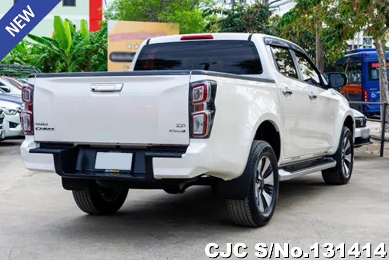 Isuzu D-Max in White for Sale Image 1