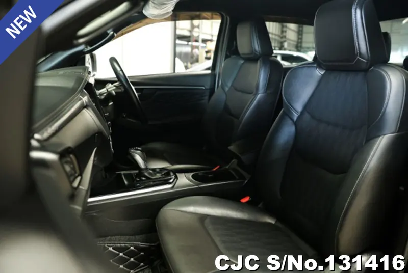 Isuzu D-Max in Black for Sale Image 5