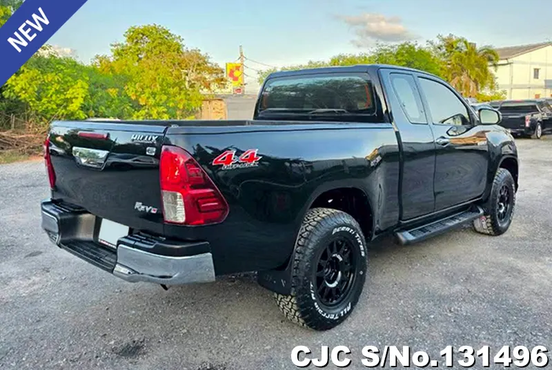 Toyota Hilux in Black for Sale Image 2