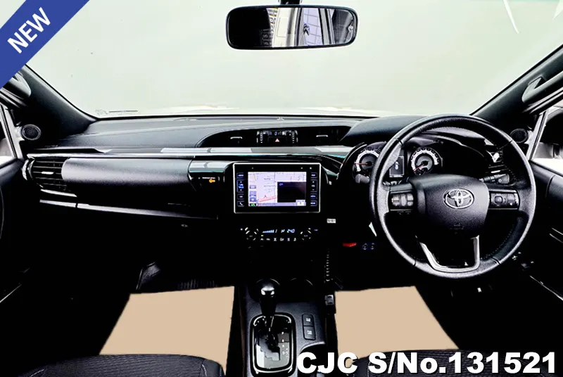 Toyota Hilux in White for Sale Image 6