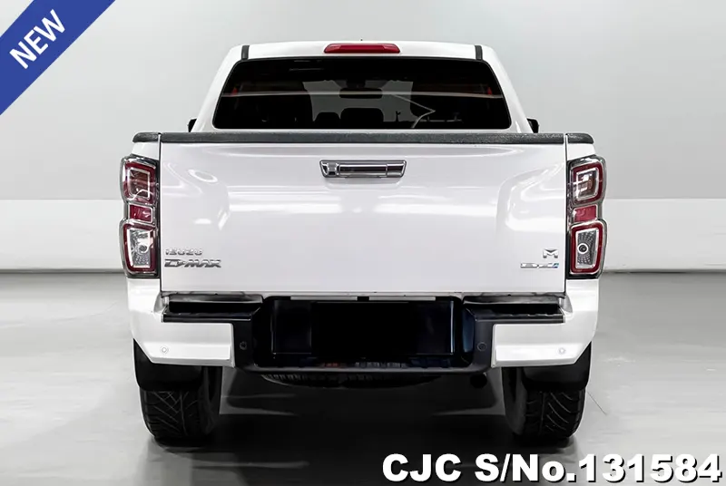 Isuzu D-Max in White for Sale Image 5