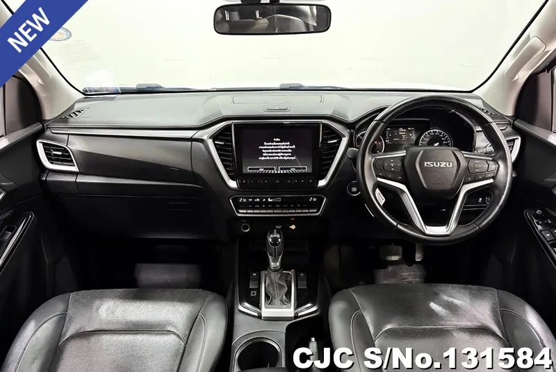 Isuzu D-Max in White for Sale Image 7