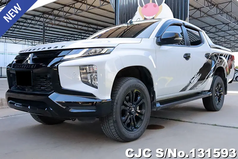 Mitsubishi Triton in White for Sale Image 3