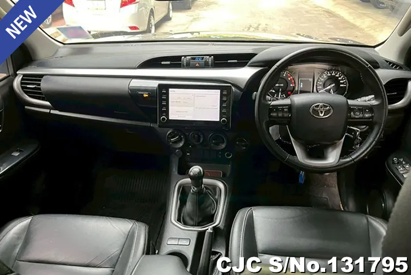 Toyota Hilux in Gray for Sale Image 6