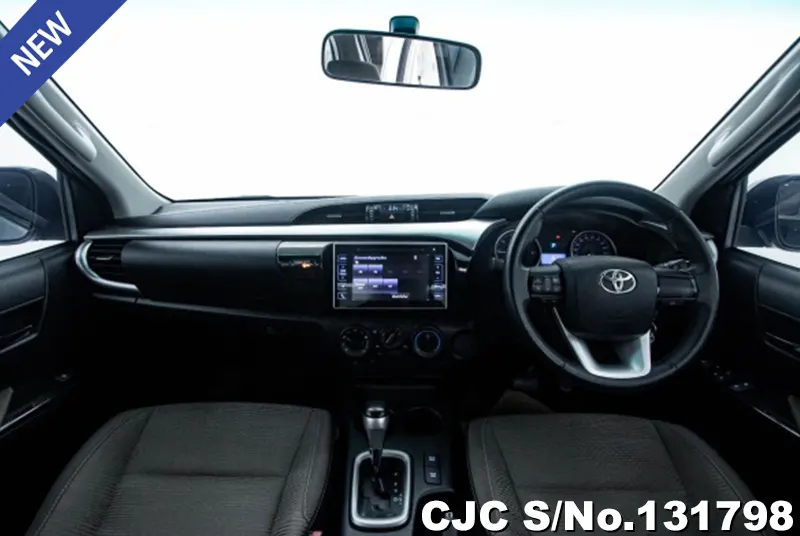Toyota Hilux in Gray for Sale Image 6
