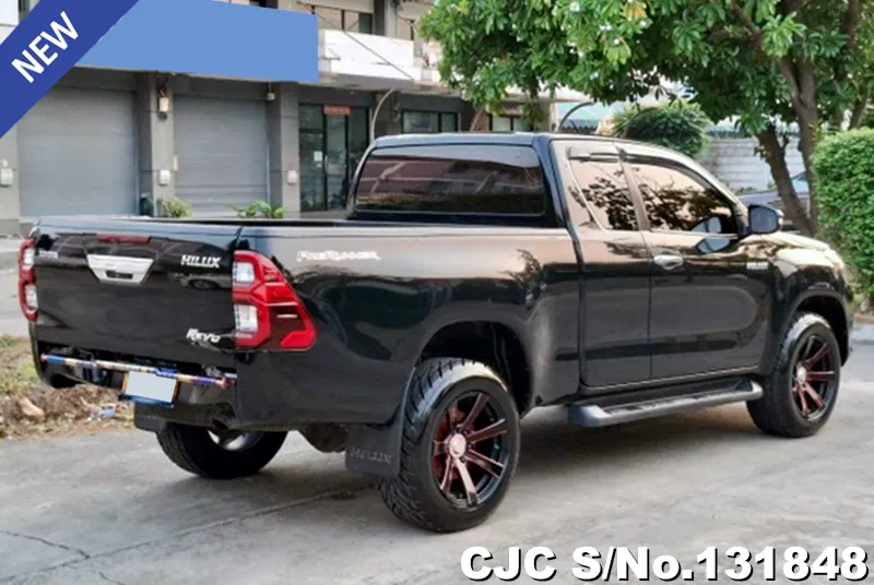Toyota Hilux in Black for Sale Image 2
