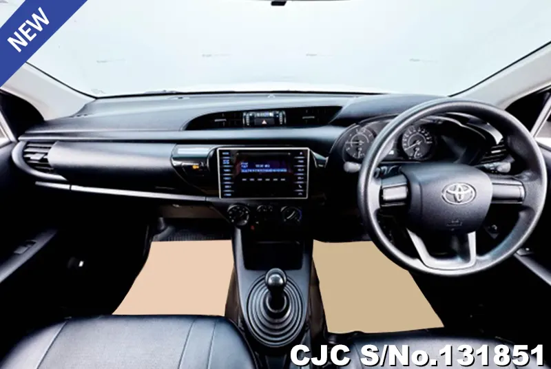 Toyota Hilux in White for Sale Image 5