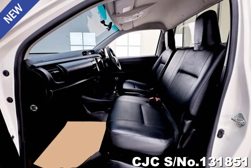 Toyota Hilux in White for Sale Image 7