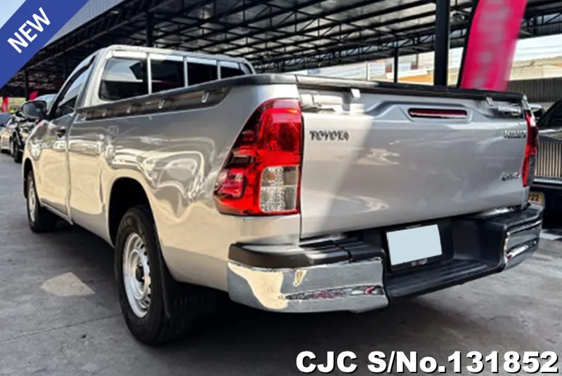 Toyota Hilux in Gray for Sale Image 1