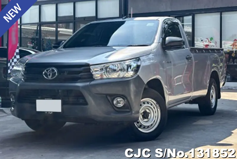 Toyota Hilux in Gray for Sale Image 3