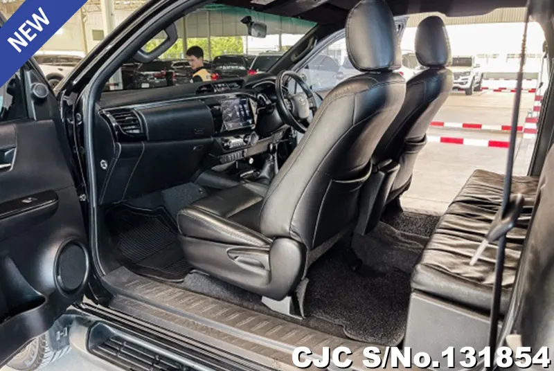 Toyota Hilux in Black for Sale Image 8