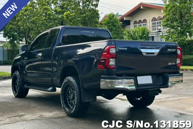 Toyota Hilux in Black for Sale Image 1