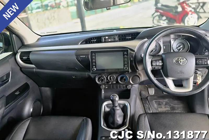 Toyota Hilux in Black for Sale Image 4
