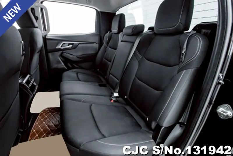 Isuzu D-Max in Black for Sale Image 8