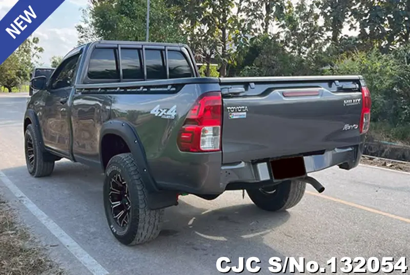 Toyota Hilux in Gray for Sale Image 1