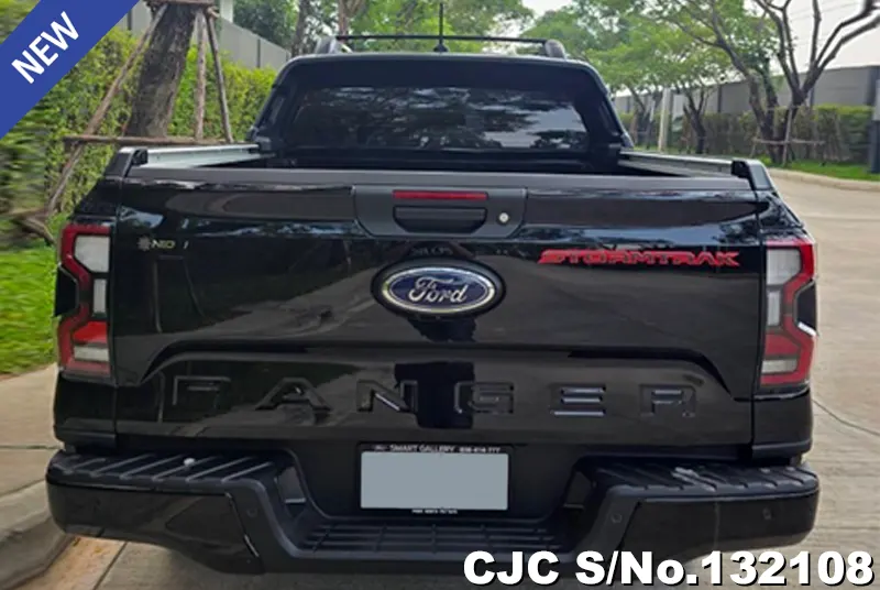 Ford Ranger in Black for Sale Image 5